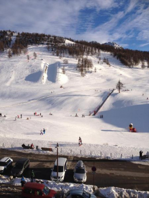 Face aux pistes